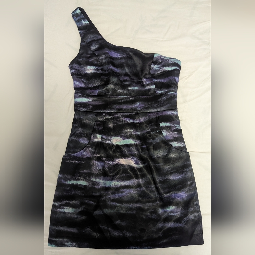 Guess Size 5 Multicolor One Shoulder Dress with Pockets